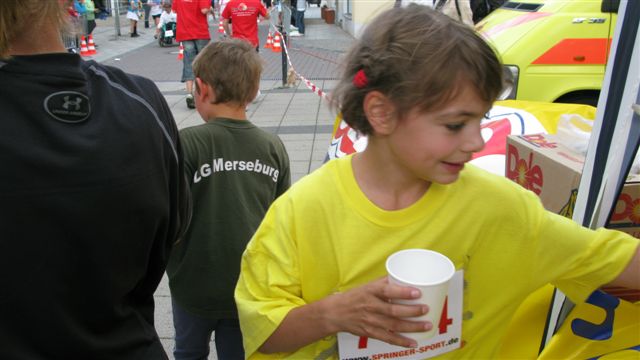 ../Images/BenefizlaufMerseburg2011 (38).jpg